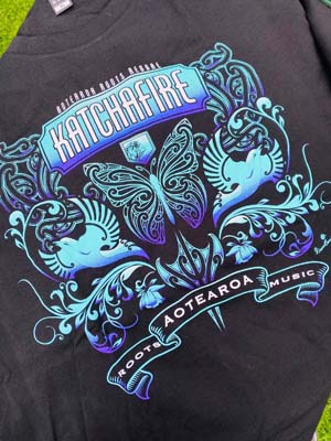 The Katchafire Womens Butterfly Tee is a beautiful vibrant womens tee that encapsulates the reggae vibe, Maori design and NZ natural wildlife.  Also available in singlets and mens tees.