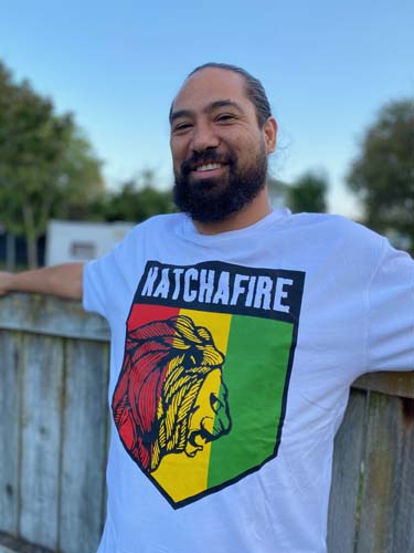 The Katchafire Mens Shield Tee is a fun, vibrant unisex tee.  With the Katchafire shield on the front, this is the tee that stands out!  Chest and back print.  In long sleeve tees and singlets too!