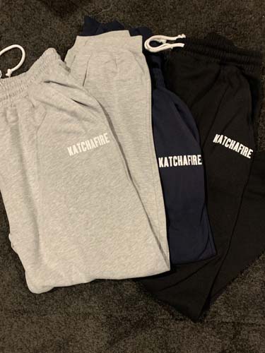 The Katchafire Proud Lion Track Pants are here to complete the outfit and newly added to our Katchafire merchandise.  Single print on pocket the leg.   Check out our other Proud Lion merchandise here