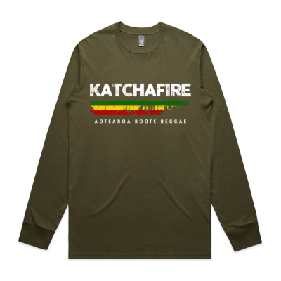 The Katchafire Distress Long Sleeve Tee is a great tee available in 5 colours. S – 5xl. Distressed logo in signature colours on front. PREORDER ONLY.