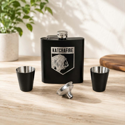 The Katchafire Hip Flask set is new to the merch range.  Perfect for Fathers Day, Christmas, Birthdays or just a treat for yourself.  Shield or Zig Zag branding