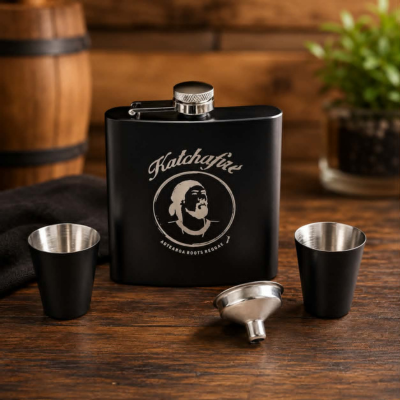The Katchafire Hip Flask set is new to the merch range. Perfect for Fathers Day, Christmas, Birthdays or just a treat for yourself. Shield or Zig Zag branding